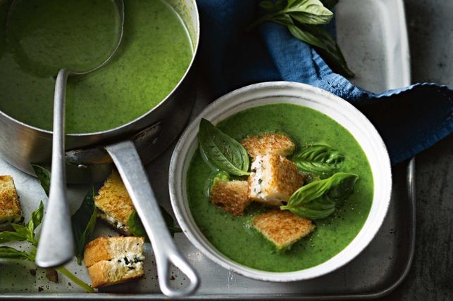 Cream of Spinach Soup with Fetta Croutons